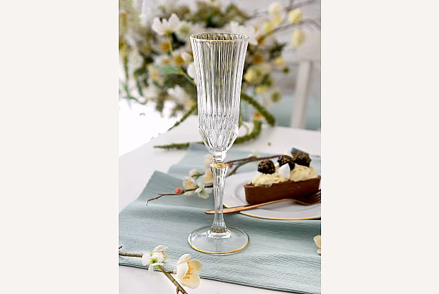 Eleganckie kieliszki do szampana 180ml ze złotym paskiem ADAGIO GOLD-ADGA