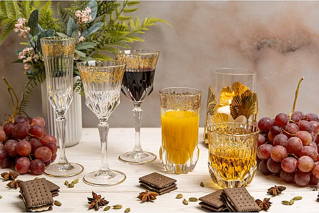 Eleganckie kieliszki do wody 280ml zdobione złotem CHARME-CHROB